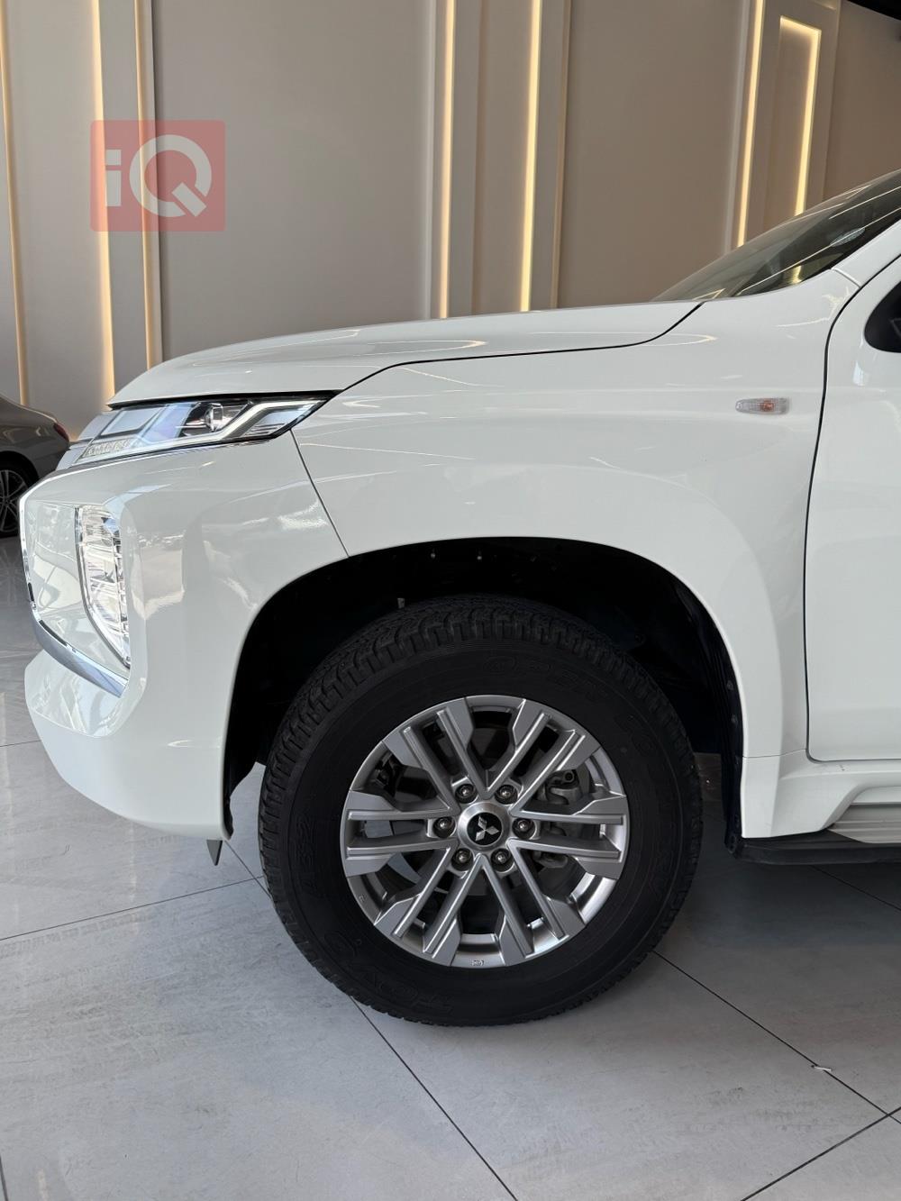 https://cdn.iqcars.io3e51050f-a2b4-48b3-be67-3f81076391cd_3.jpg
